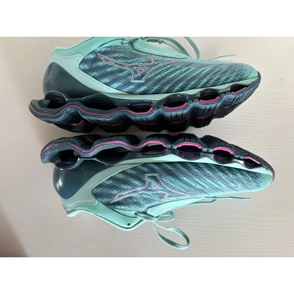 Mizuno Women's Wave Prophecy 12 Running Shoe, Antigua Sand Size 9.5